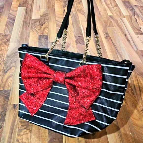 Betsy Johnson Purse - Picture 1 of 3